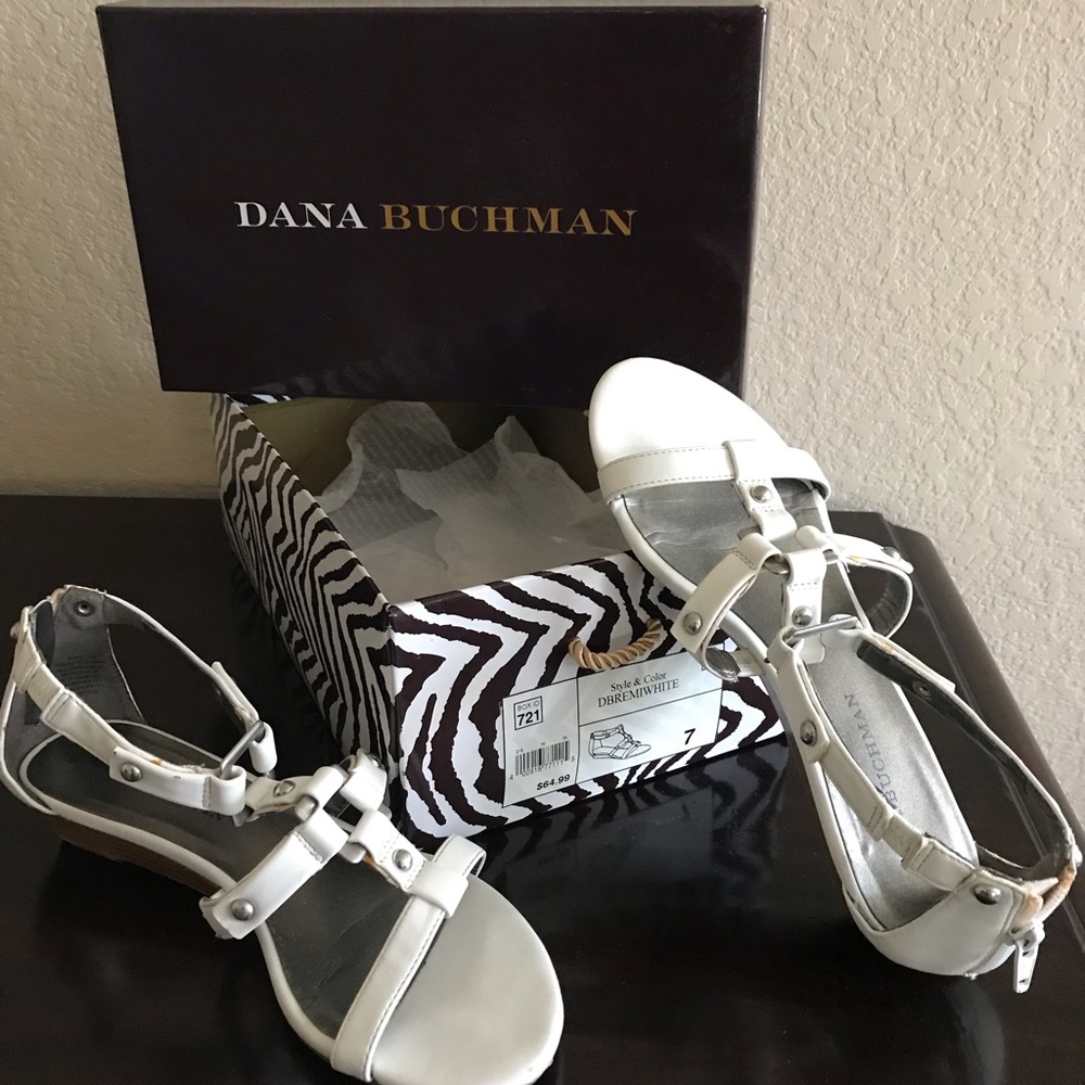 Dana Buchman Sandals size 7